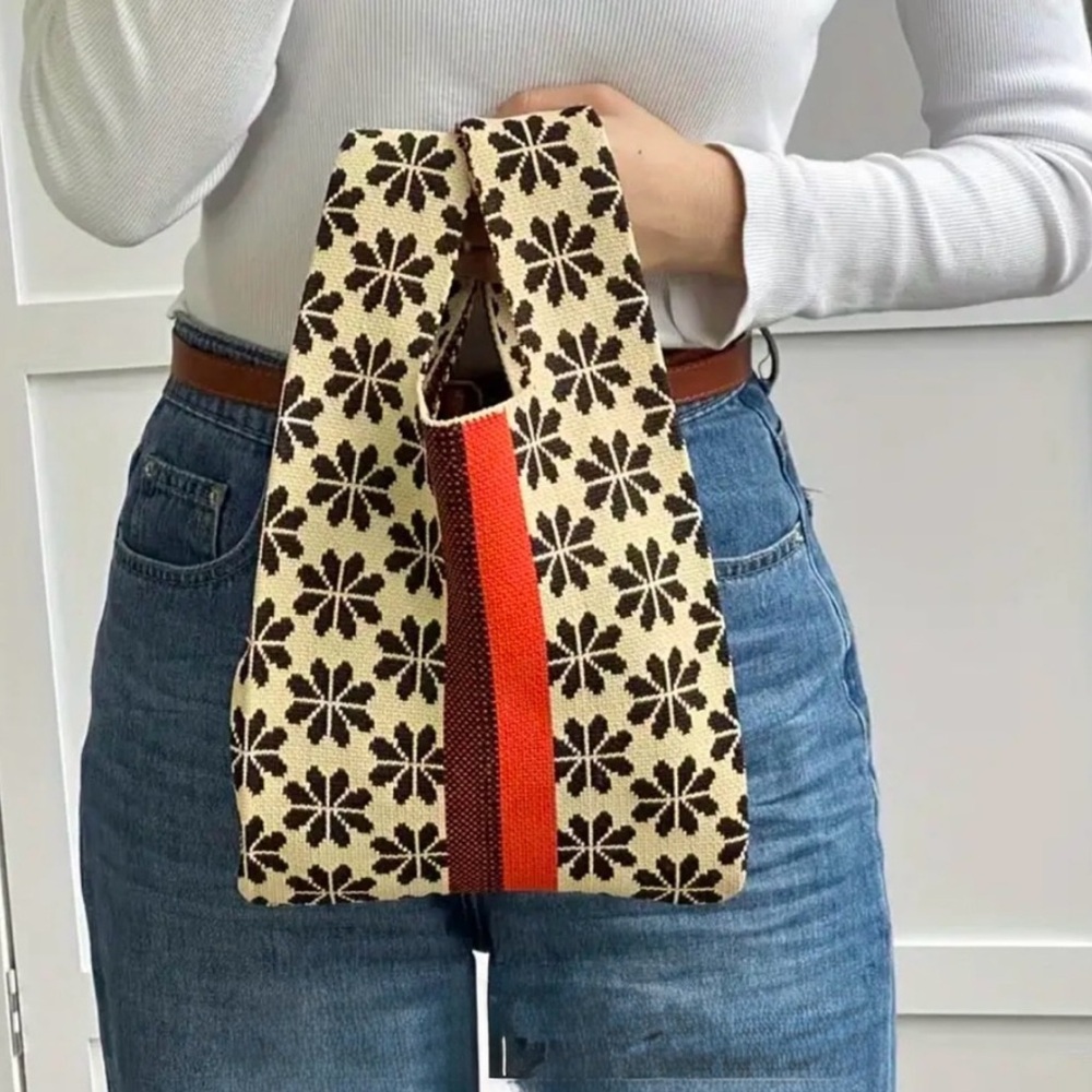 Heavy Woven Knit Luxury Pattern Tote Purse Bag Japanese Knot  Closure Style